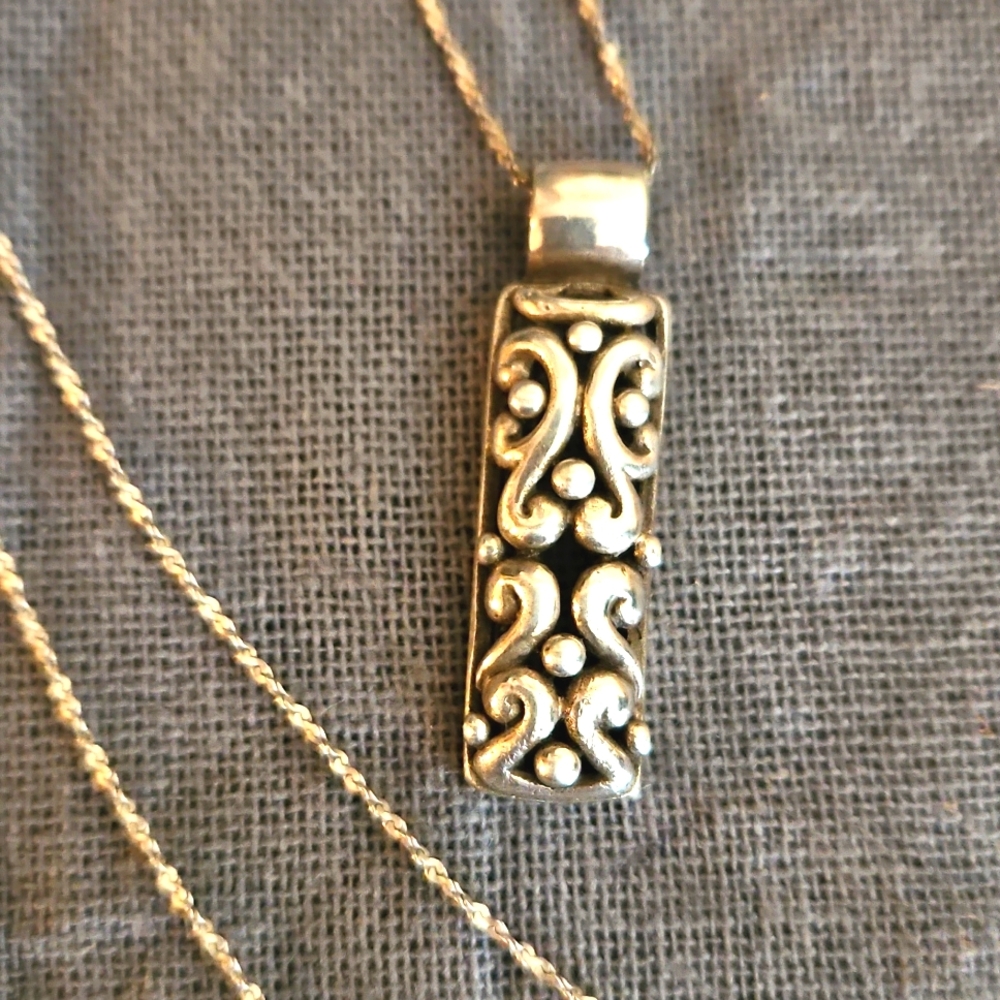 Vintage silver chain and scroll filigree pendant sterling lovely dainty